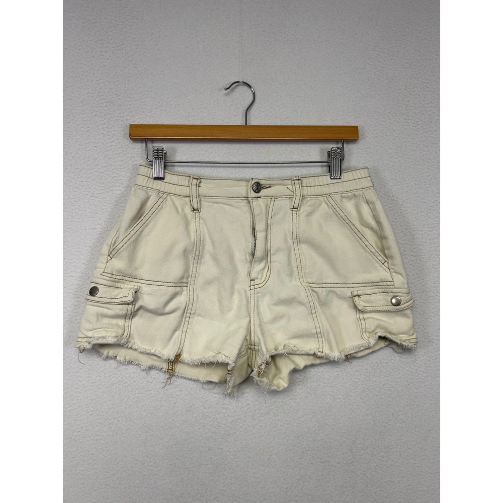 Streetwear Utility Madden NYC Womens Medium Off White Cargo Shorts
